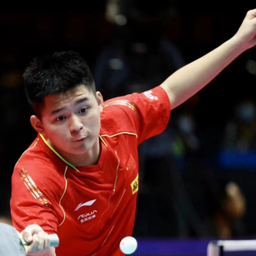 首场比赛中 首场比赛中